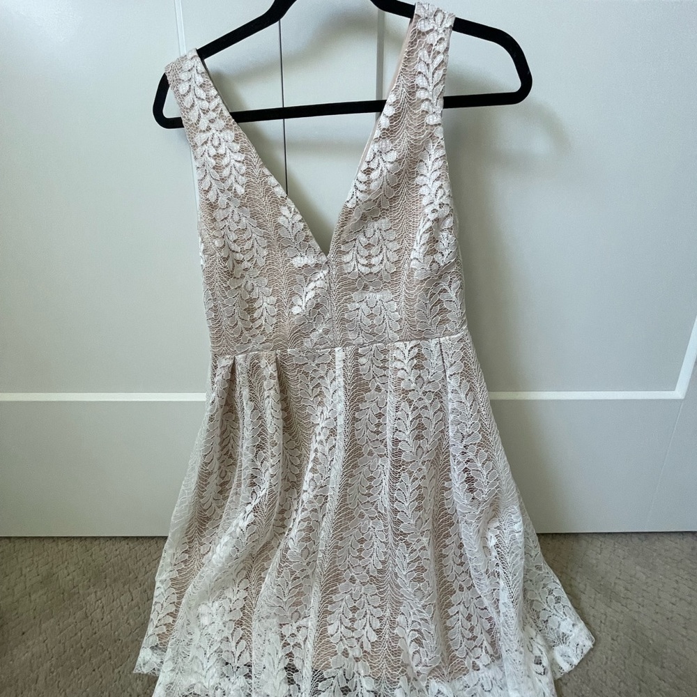White lace dress